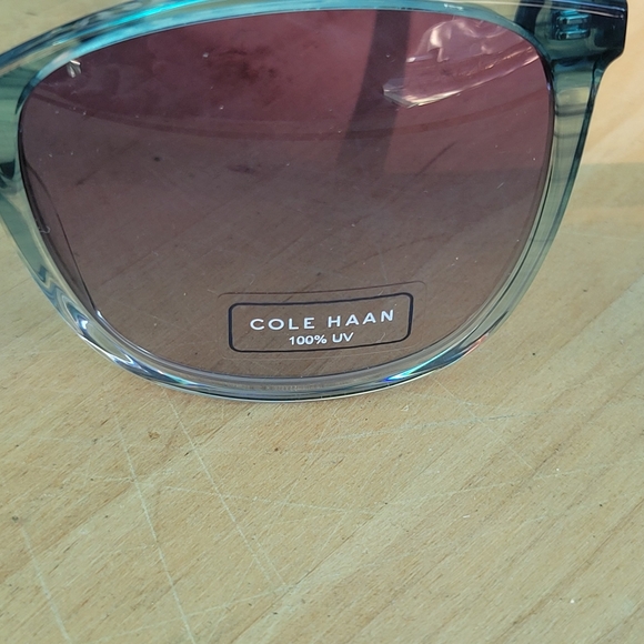 Cole Haan CH7082 Sunglasses - Picture 8 of 11